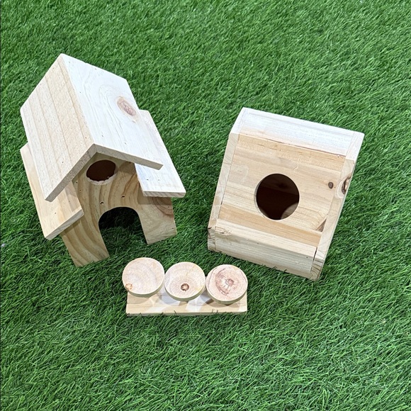 Wooden Small Animal/Hamster Lot of Accessories - Picture 1 of 6